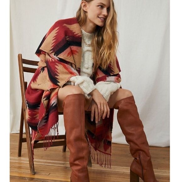 FREE PEOPLE
Crossroads Oversized Poncho In Garnet - Picture 1 of 4